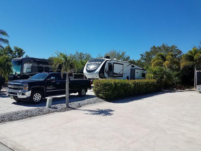 RVs parked in Gulf waters rv resort